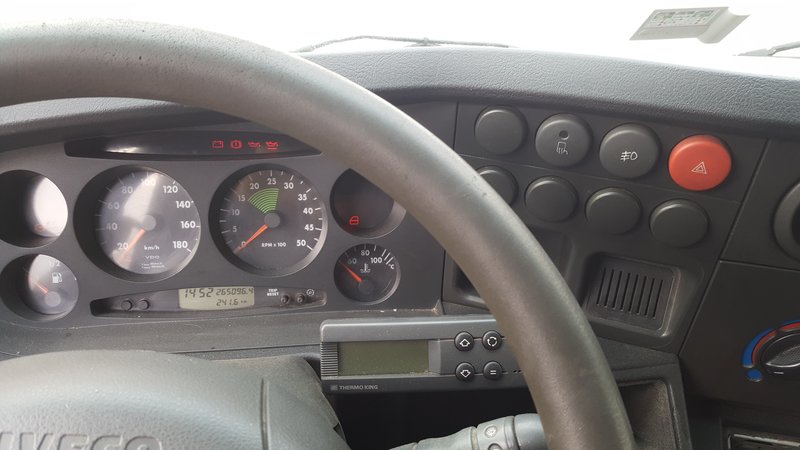 Autoutilitara Iveco Daily 65C15V